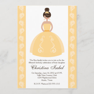 Gelbes Kleidbrünette Quinceanera Einladungen