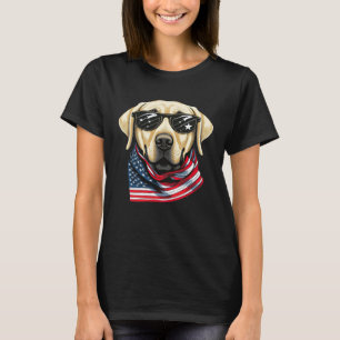 Gelbes Labrador mit amerikanischer Flagge Patrioti T-Shirt