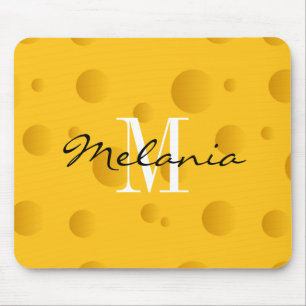 Gelbes, monogramm gelbes Schweizer Käsemäbchen Mousepad