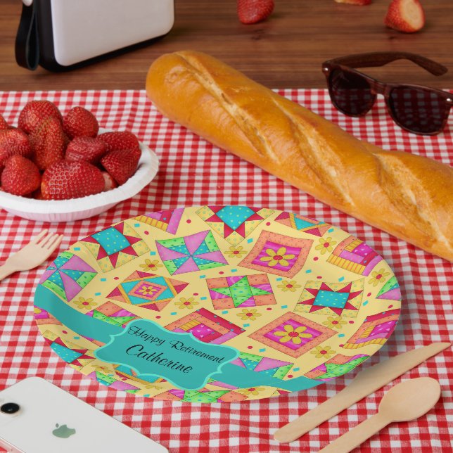 Gelbes Patchwork Quilt Blockname Happy Retirement Pappteller (Picknick)