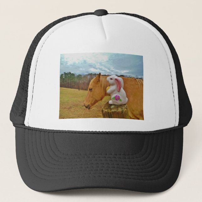 Gelbes Pferd, Frühlingshasen Truckerkappe (Vorderseite)