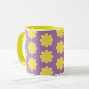 Gelbes Retro-Blumenkunst-Tasse auf lila Hintergrun Tasse
