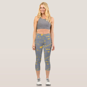 gelbes und graues Muster von Vögeln, Punkten, Capri Leggings