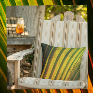 Gelbgrün-gelb-gelbgestrichene Palmfronten Botanisc Kissen
