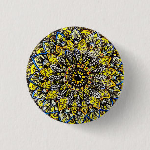 Gelbgrüne handgezeichnete Mandala-Design Button