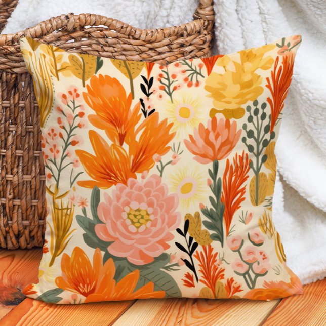 Gelborange Korallengrün Kissen (Orange and blush floral on yellow pillow)