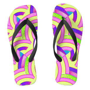 Gelbpinke lila Zackenrindenstruktur Zickzack Flip Flops