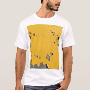 Gelbrisches Metall: schmutzige Textur. T-Shirt