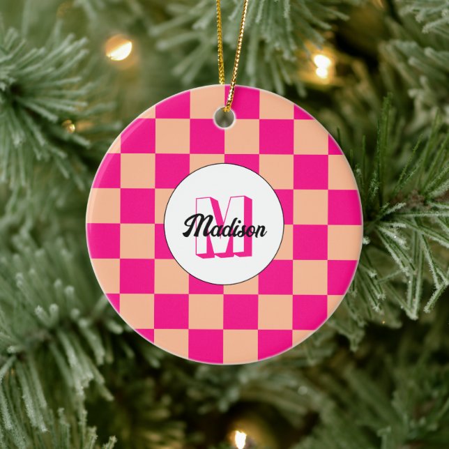 Gelegen in pfirsichfarbenem, rosa, geometrischem R Keramik Ornament (Baum)