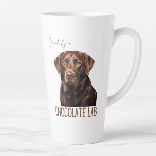 Geliebt von einem Schokoladen-Labrador-Hundeliebha Milchtasse (Rechts)