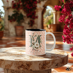 Geliebter Blumen-Boho-Chic-Monogramm-Becher für Mi Zweifarbige Tasse