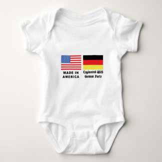 Gemacht in Amerika mit deutschen Teilen Baby Strampler