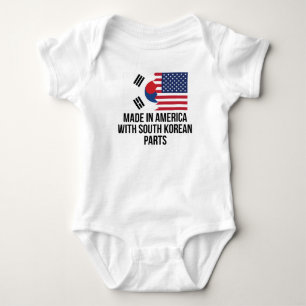 Gemacht in Amerika mit südkoreanischen Teilen Baby Strampler