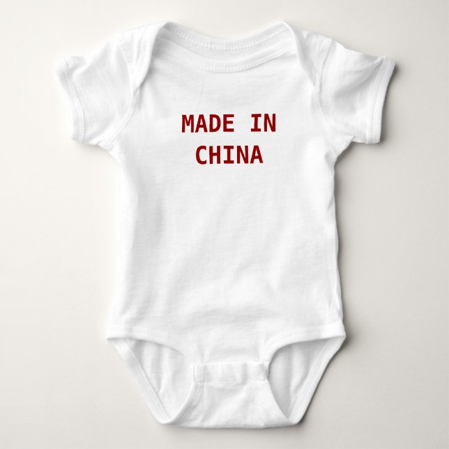 GEMACHT IN DER CHINA BABY STRAMPLER (Vorderseite)
