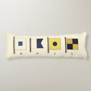 Gemälde von vier Flaggen mit Segeltuch, unter der  Seitenschläferkissen