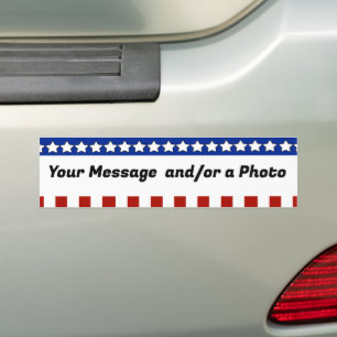 Gemalte amerikanische Flagge auf rustikaler Holzst Autoaufkleber