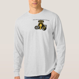 GEMEINSAMER T - SHIRT DES SPEZIELLE