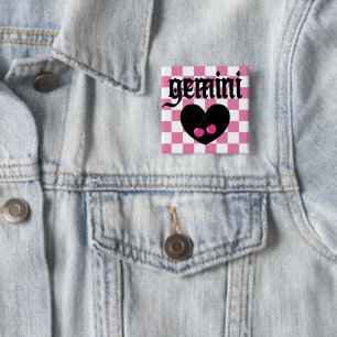 Gemini Gothic Ästhetik Schachbrett-Kirschen-Design Button