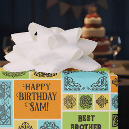 Gemusterte Kacheln Geburtstag Text hinzufügen Oran Geschenkpapier