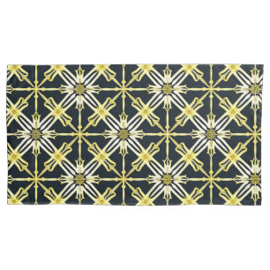 Gemustertes goldenes und weißes geometrisches Desi Kissenbezug