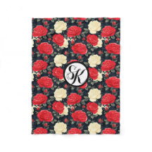 Gemustertes Monogramm aus Red & Creme Rose