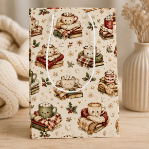 Gemütliche Kakaotasse auf Büchern Weihnachtsgesche Mittlere Geschenktüte