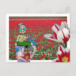 Gemütliche Strickfrau auf Tulpen Tasse Postkarte