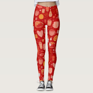 Gemütliche Weihnachtstassen und Geschenke im roten Leggings