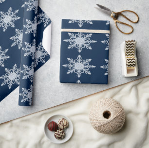 Gemütliche Winter-Vibes-Kollektion Frostiges Blau Geschenkpapier