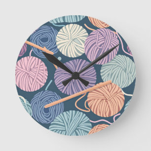 Gemütliche Wollknäuel und Stricknadeln Nahtlos  Runde Wanduhr