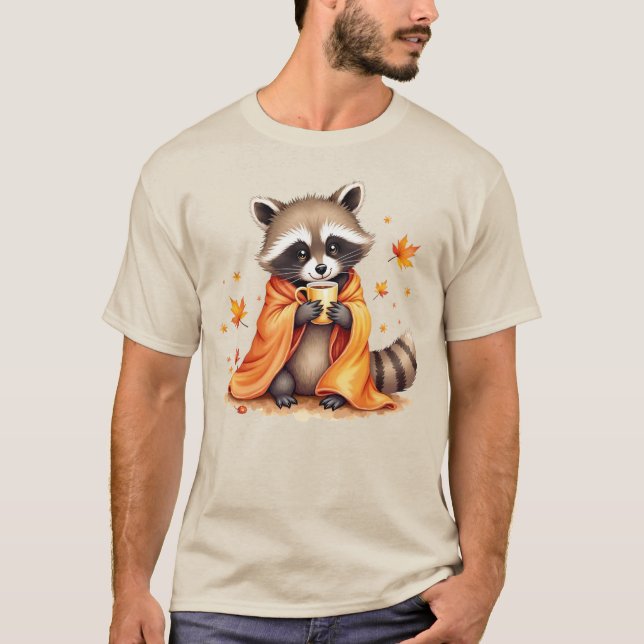 Gemütlicher Raccoon bei einem Blanket-Drink-Kaffee T-Shirt (Vorderseite)