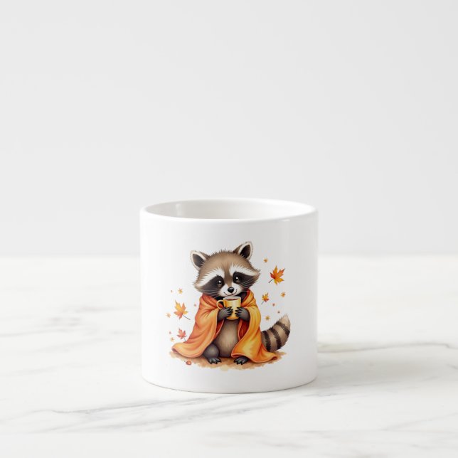 Gemütlicher Waschbär in einer Decke, der Kaffee tr Espressotasse (Vorderseite)