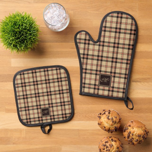 Gemütliches Beige Holzkohle Gray Tartan Mit Monogr Ofenhandschuh & Topflappen-Set (Oben Unten)
