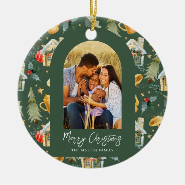 Gemütliches Holiday Green Illustriert Print Foto Keramik Ornament (Vorne)
