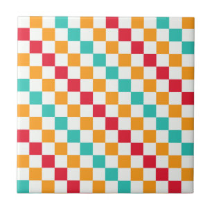 Gemütliches Klassenzimmer diagonales Schachbrettmu Fliese