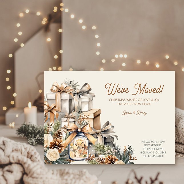 Gemütliches Neutral, das wir Weihnachten verschobe (Rustic We've Moved Christmas Card from the Holiday Moving Announcements Collection by Darling & May)