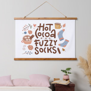 Gemütliches warmes Kokospalmen und Fuzzy Socks Des Wandteppich Mit Holzrahmen