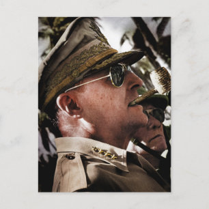 General Douglas MacArthur Postkarte