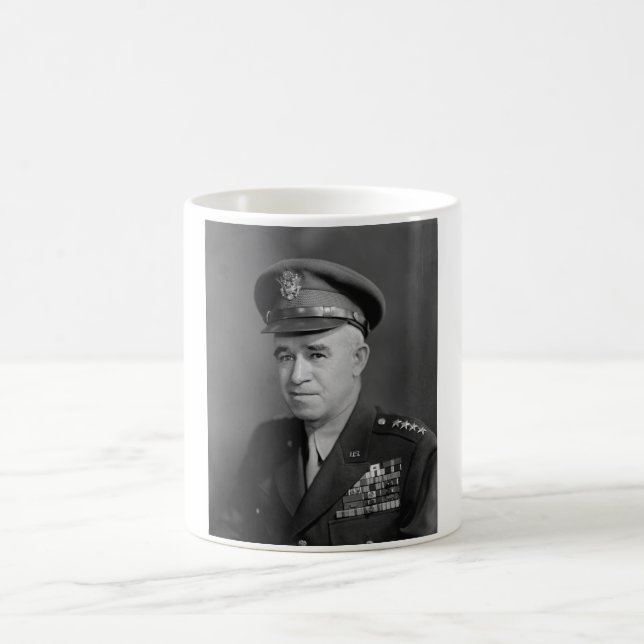 General Omar Bradley -- WWII Kaffeetasse (Mittel)