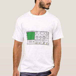 Generische Oszilloskop-Spannung an der Frontblende T-Shirt