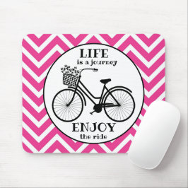 Genießen Sie das Zickzack Fahrradangebot in Rosa Mousepad