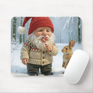 Genießen Sie eine Candy Cane im Schneewald Mousepad