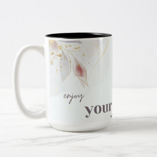 genießen Sie Ihren Kaffee Zweifarbige Tasse