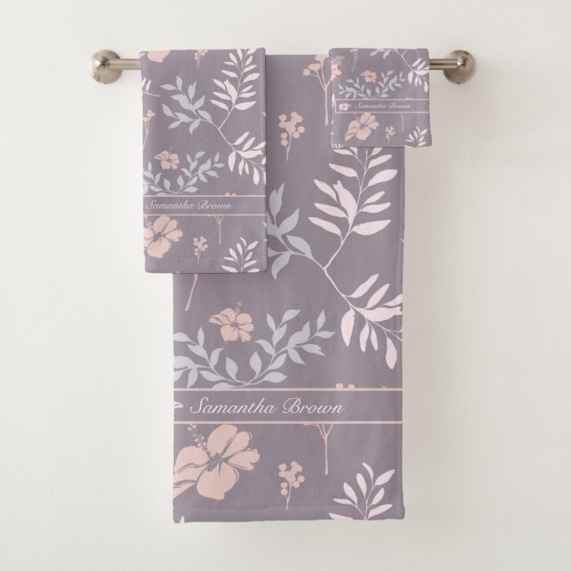 Gentle Lavender & Pink Floral Muster Personalisier Badhandtuch Set (Insitu)