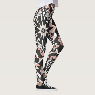 Geo-Style: Geometrische Leggings mit Multiprint