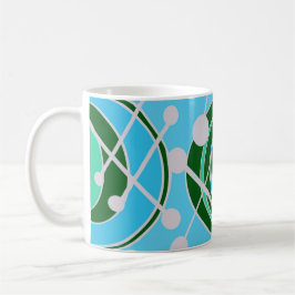 Geoformen in grün und blau mit weißer Tasse