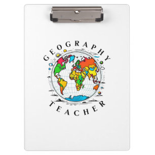 Geografischer Lehrer mit farbenfroher Globe Grafik Klemmbrett
