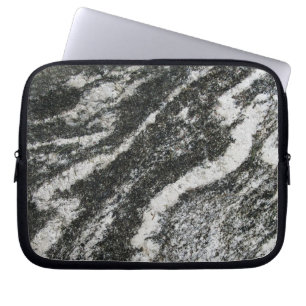 Geologie-grauer Felsen mit diagonalem Laptopschutzhülle