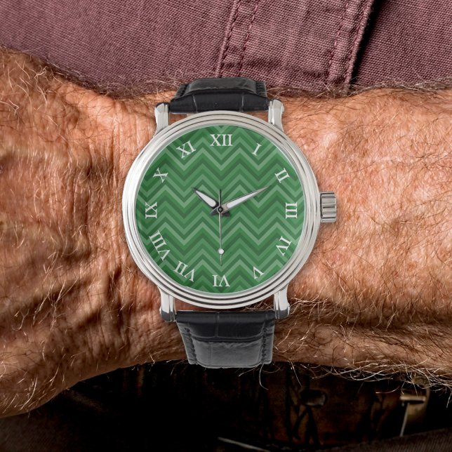 Geometric Forest Green Zig Zags Editable Numerary Armbanduhr (On man's wrist)