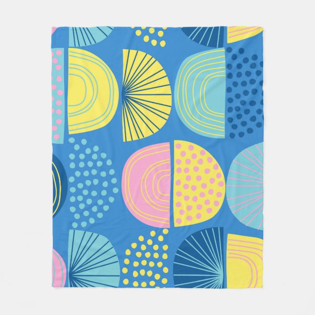 Geometric Nordic: Moderner Abstrakter Hintergrund. Fleecedecke (Vorderseite)